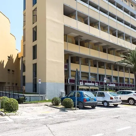 Se031 - Senigallia, Bilocale Fronte Mare Al Piramidi Апартаменти Сенігаллія