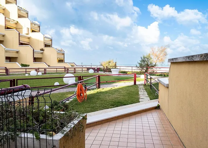 Se031 - Senigallia, Bilocale Fronte Mare Al Piramidi Сенігаллія